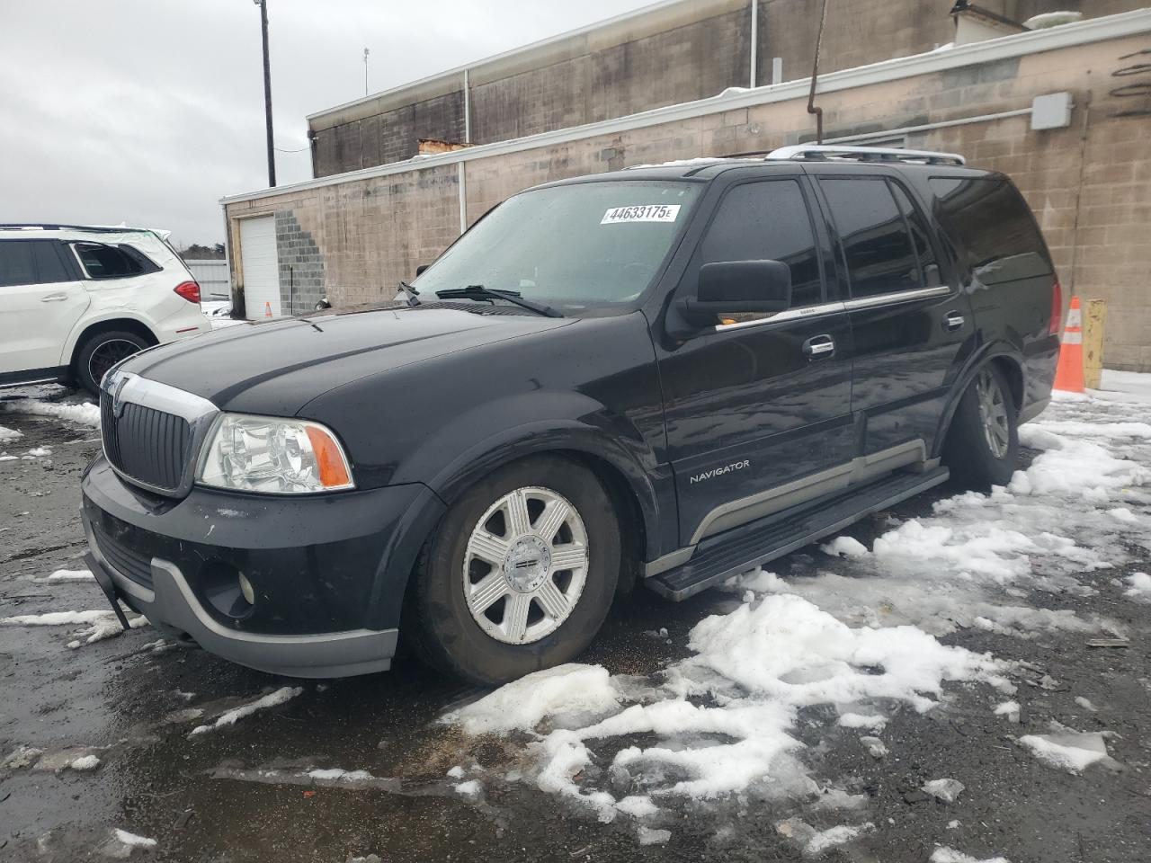 2003 Lincoln Navigator - Image 1