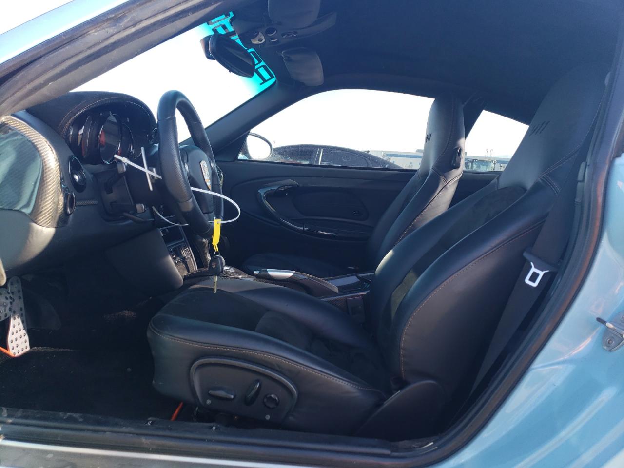 2001 Porsche 911 - Image 7