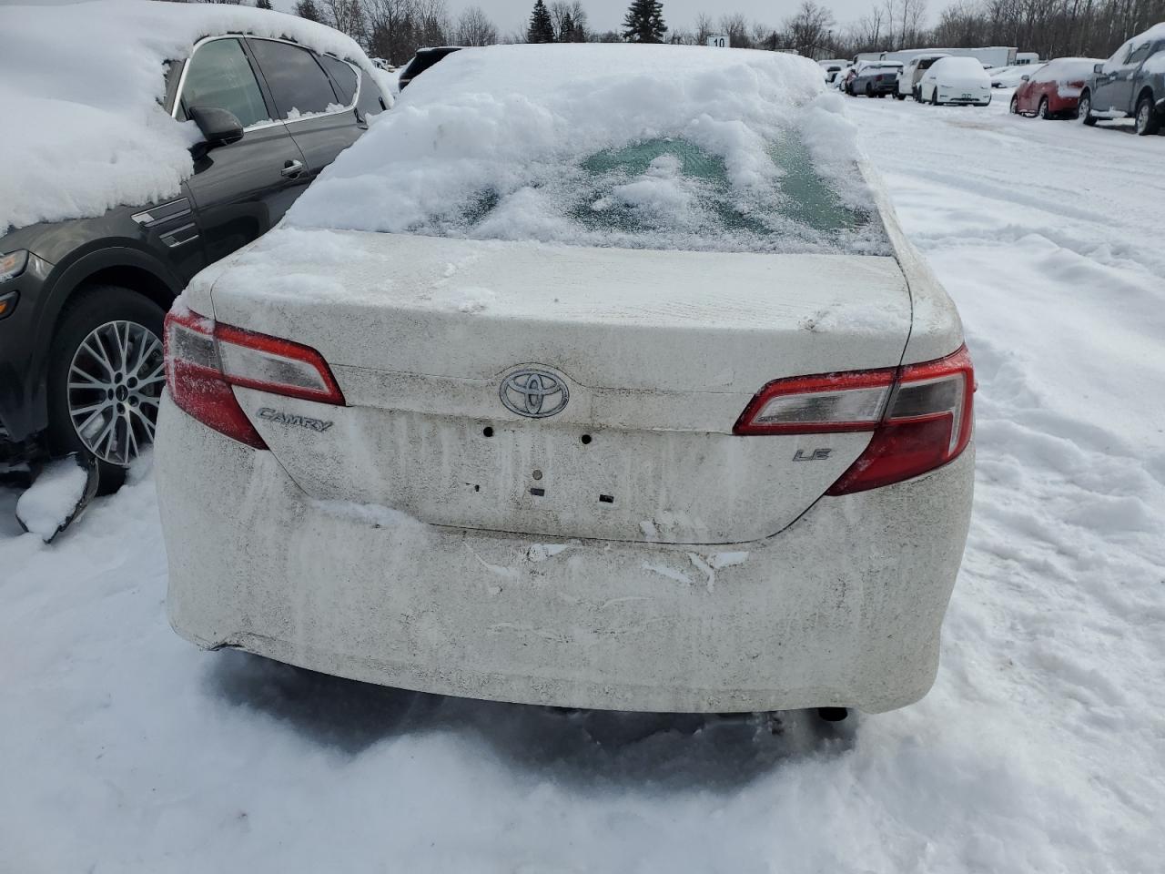 2012 Toyota Camry - Image 6