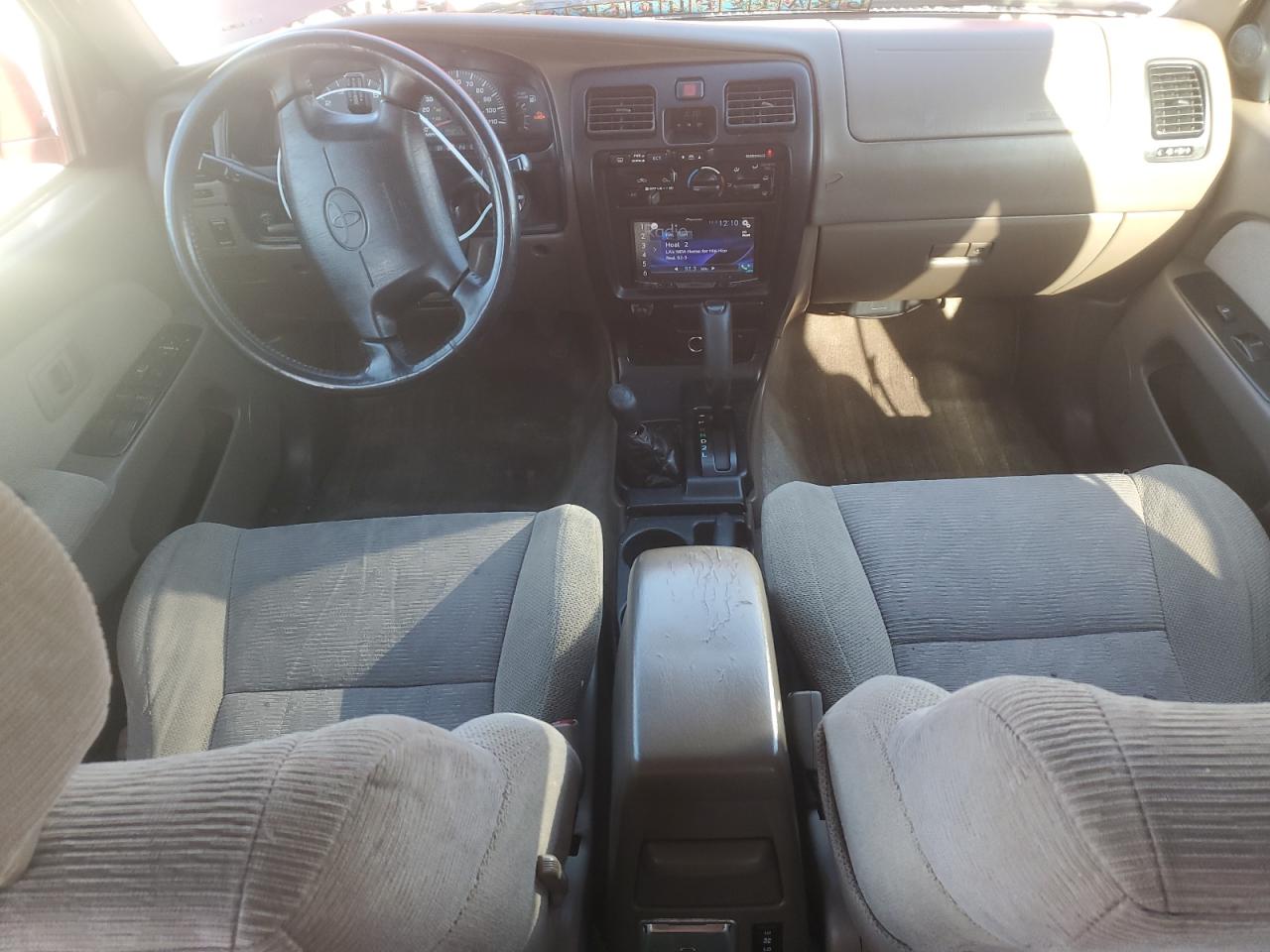 2000 Toyota 4Runner - Image 8