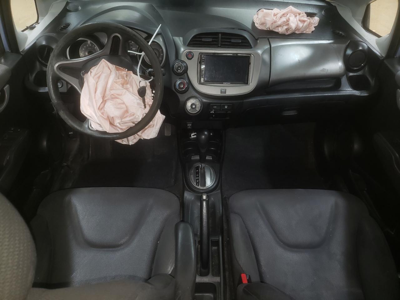 2009 Honda Fit - Image 8