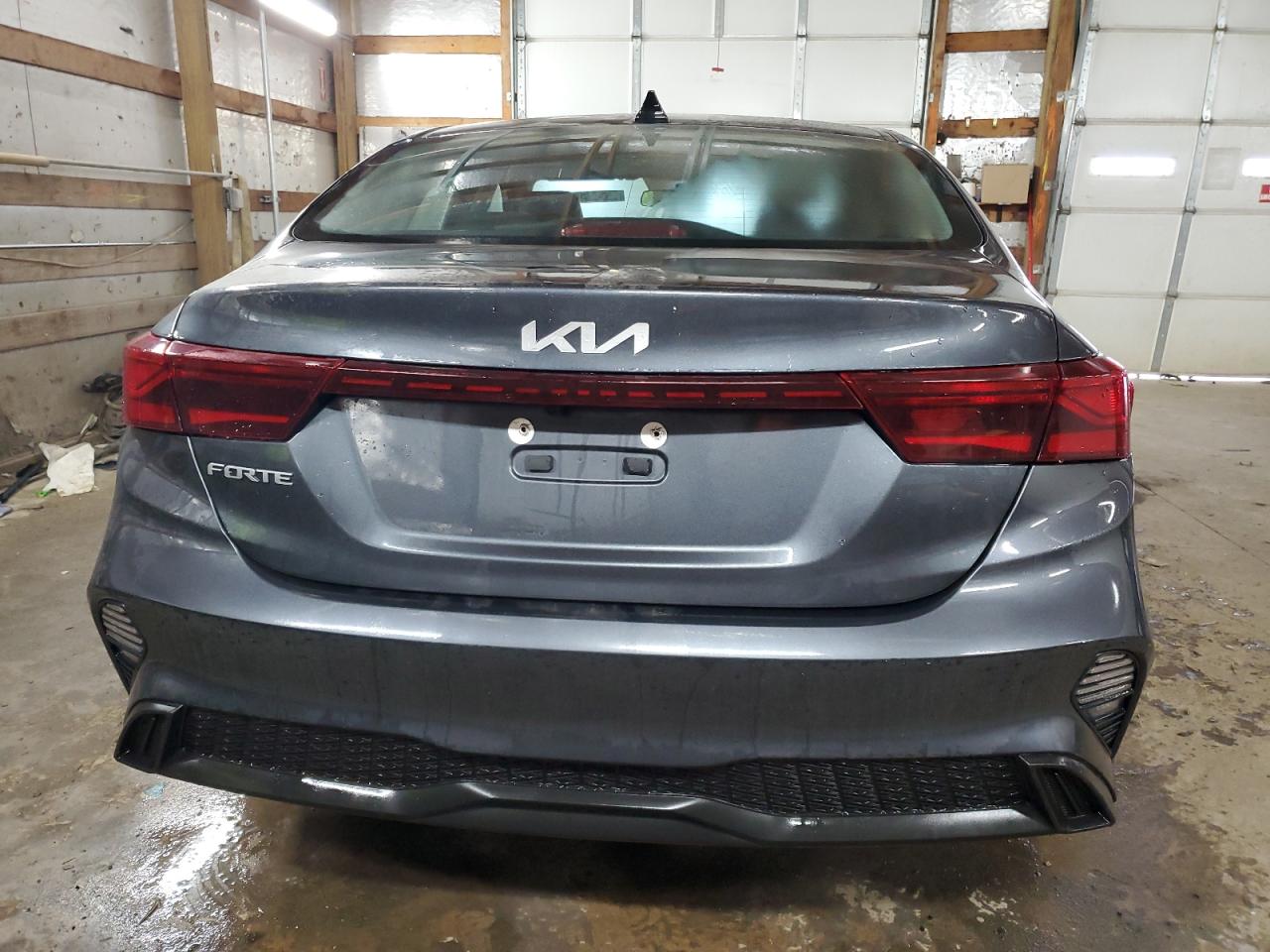 2024 Kia Forte - Image 6