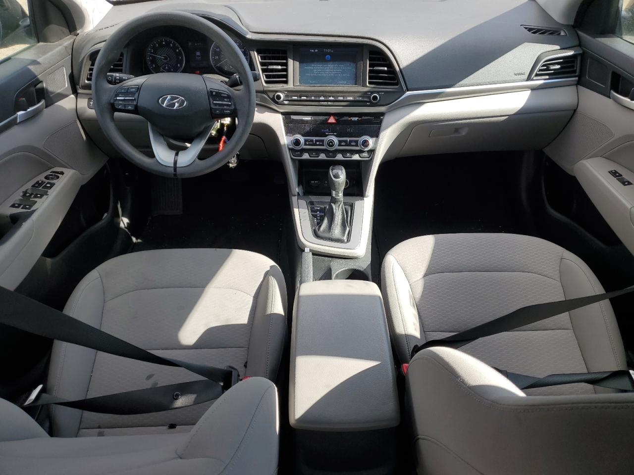 2020 Hyundai Elantra - Image 8
