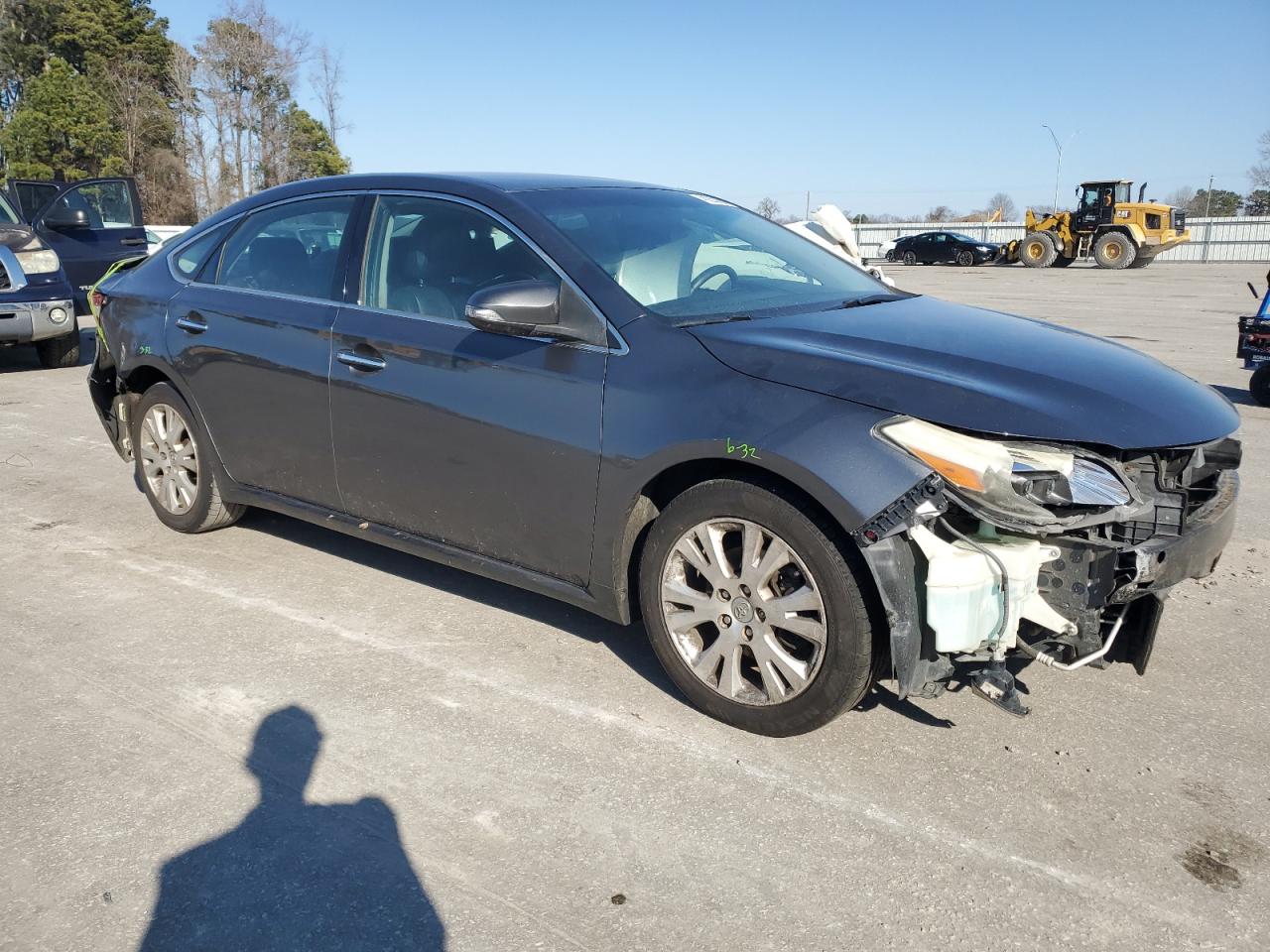 2013 Toyota Avalon - Image 4