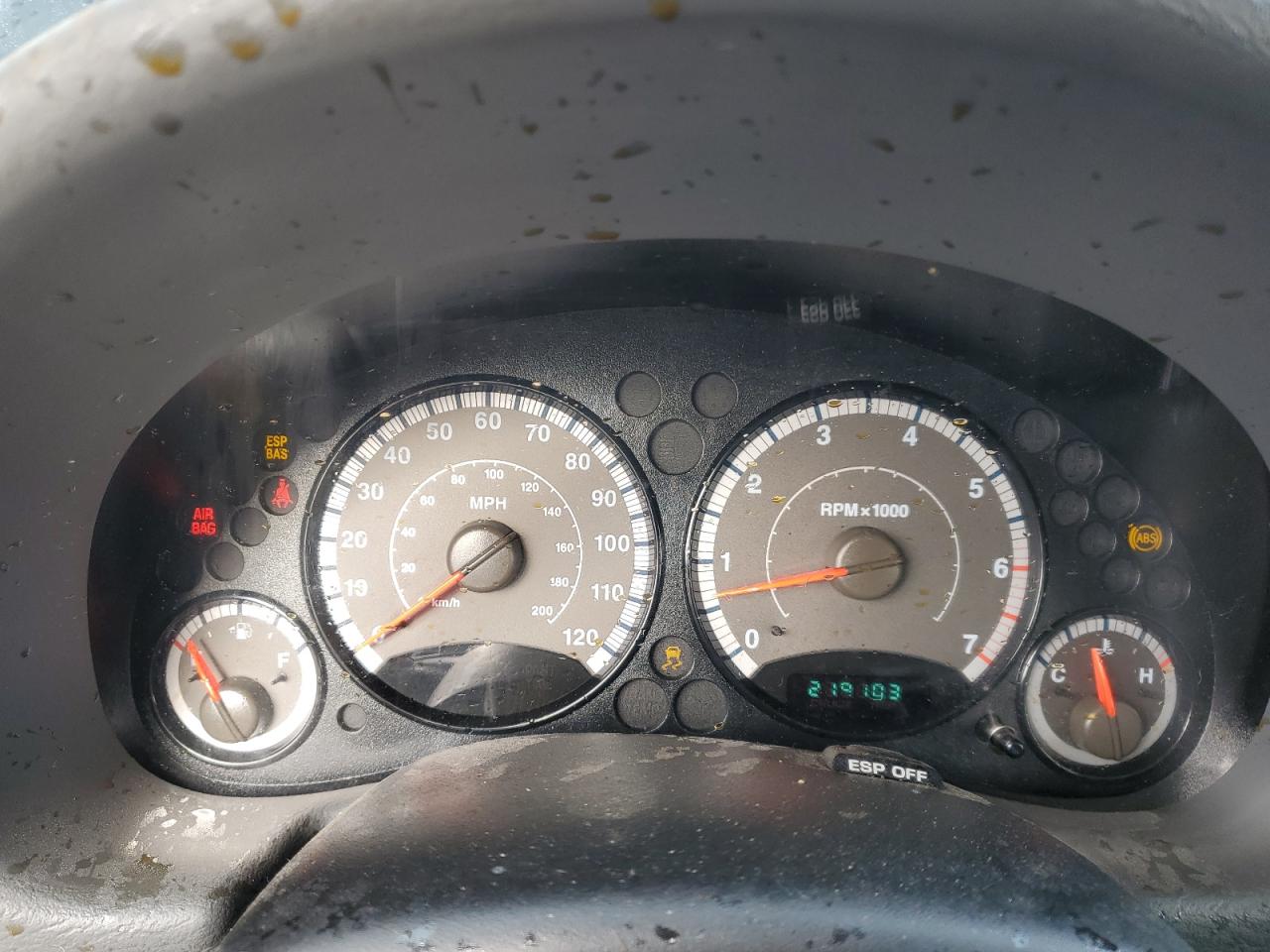 2006 Jeep Liberty (North America) - Image 9