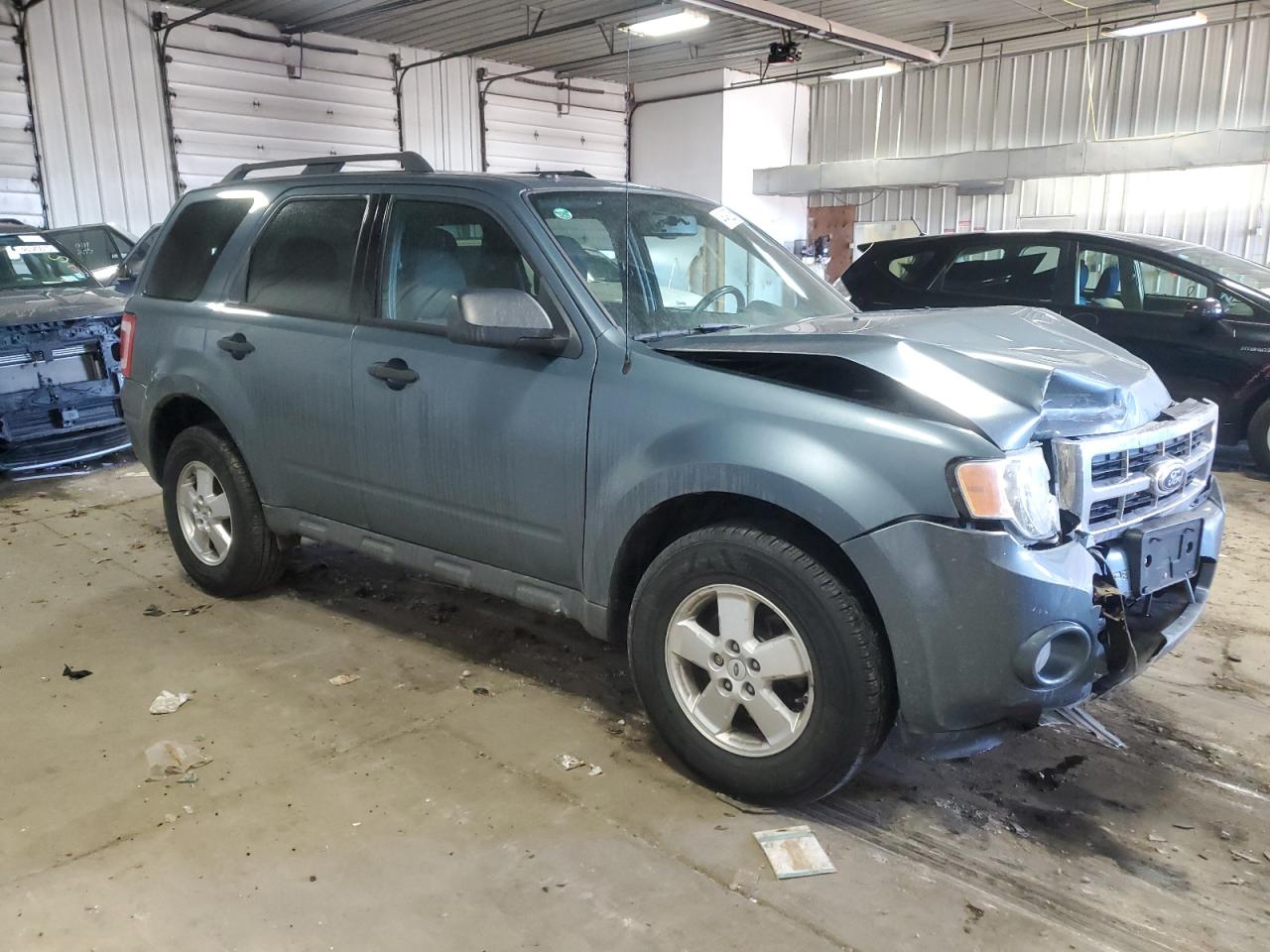 2010 Ford Escape - Image 4