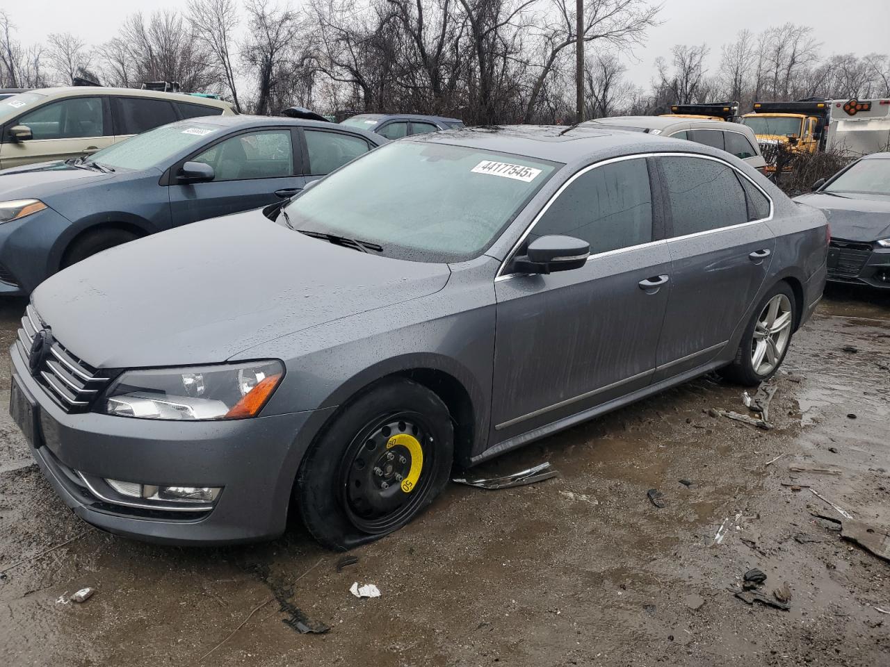 2015 Volkswagen Passat - Image 1