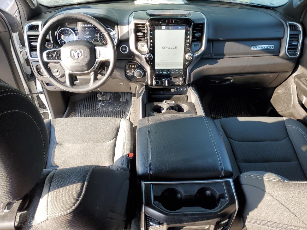 2022 RAM 1500 - Image 8