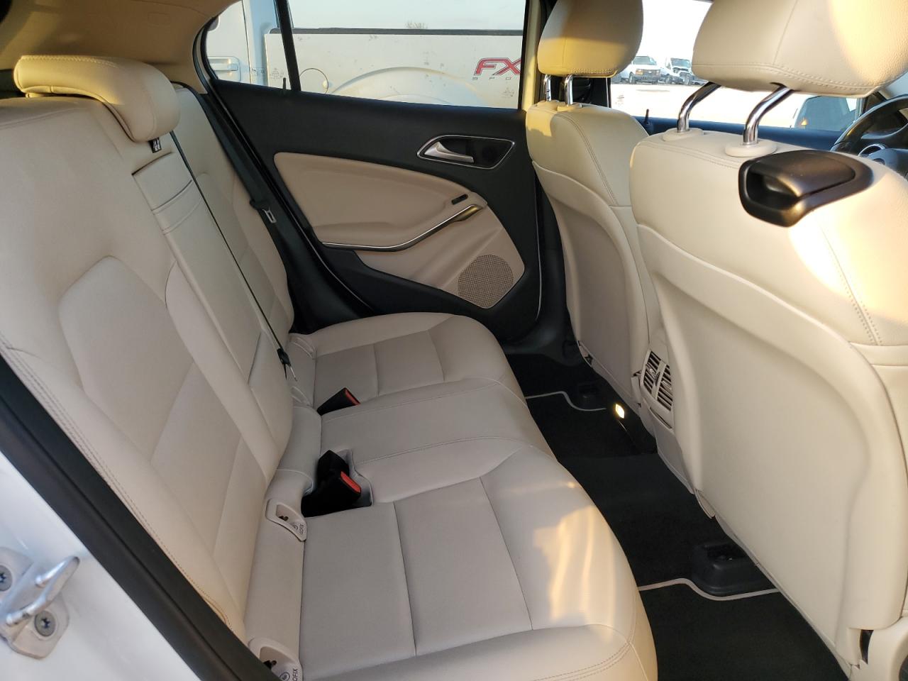 2016 Mercedes-Benz GLA-klasse - Image 10