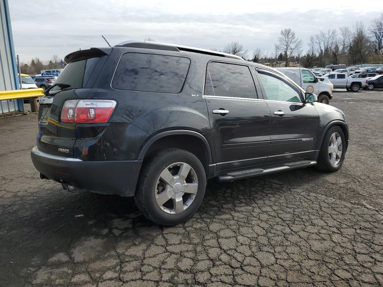 2008 GMC Acadia - Image 3