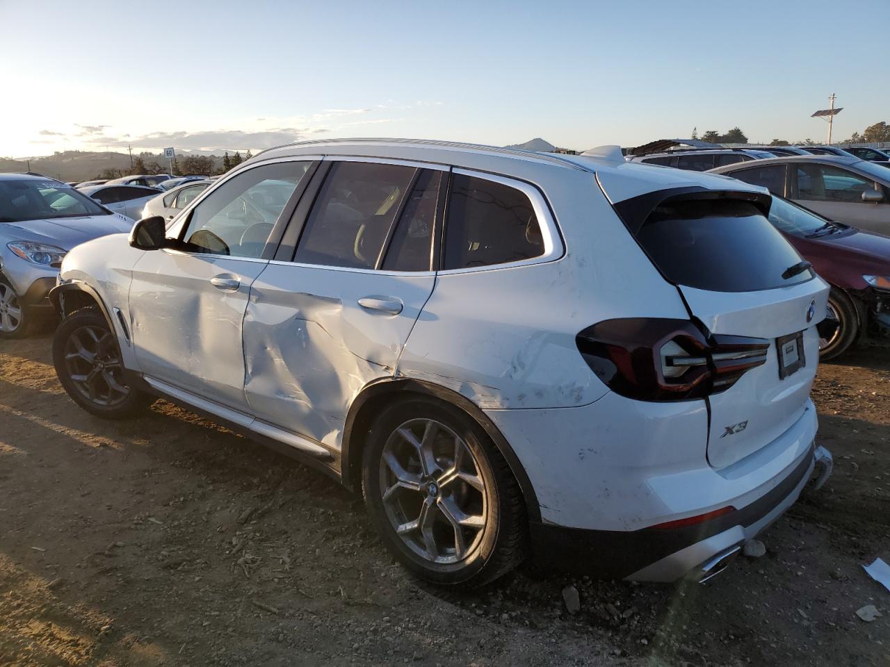 2022 BMW X3 - Image 2