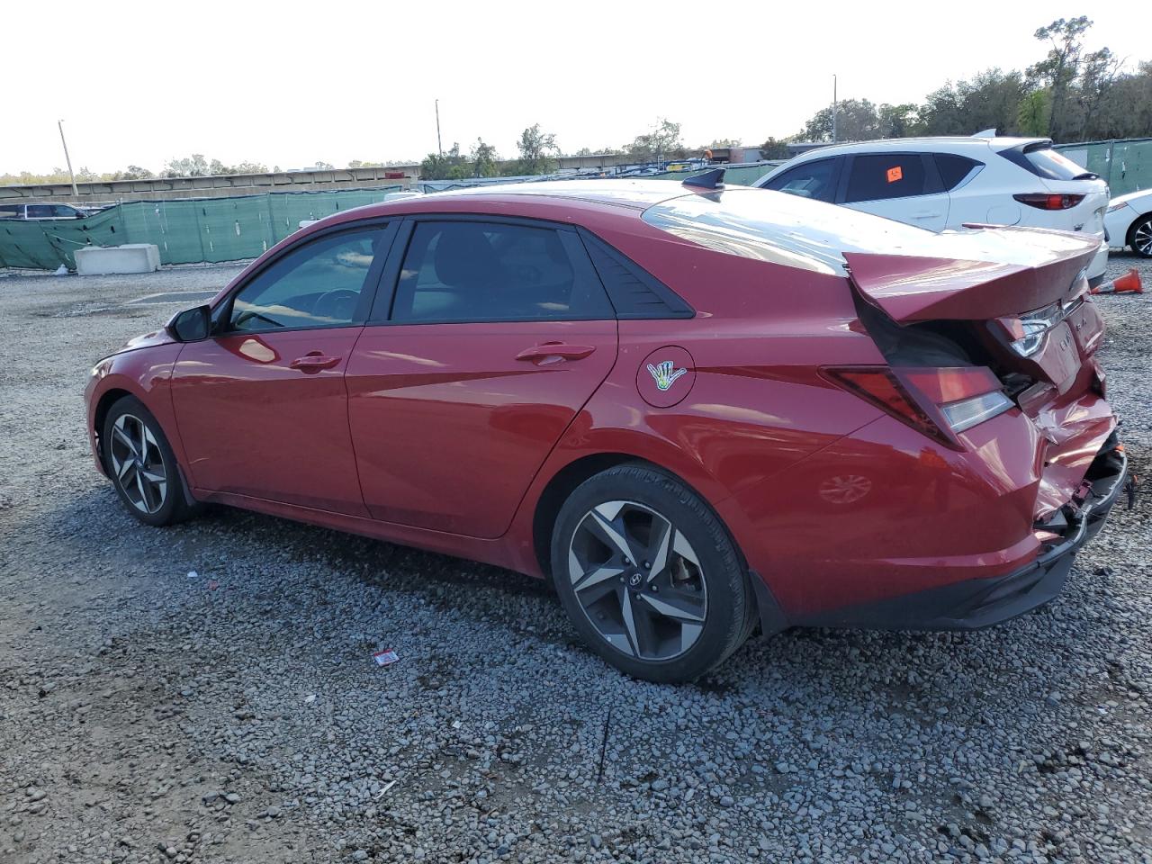 2023 Hyundai Elantra - Image 2