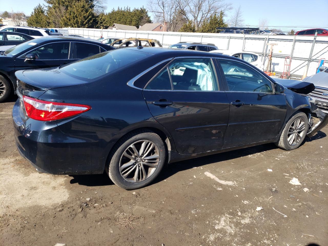 2015 Toyota Camry - Image 3