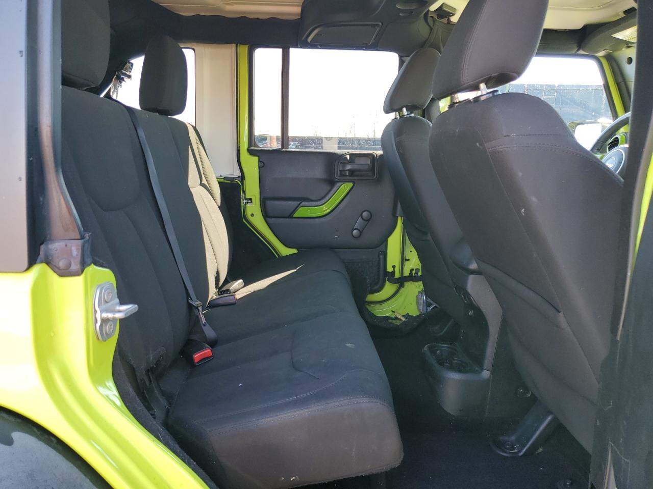2016 Jeep Wrangler - Image 11