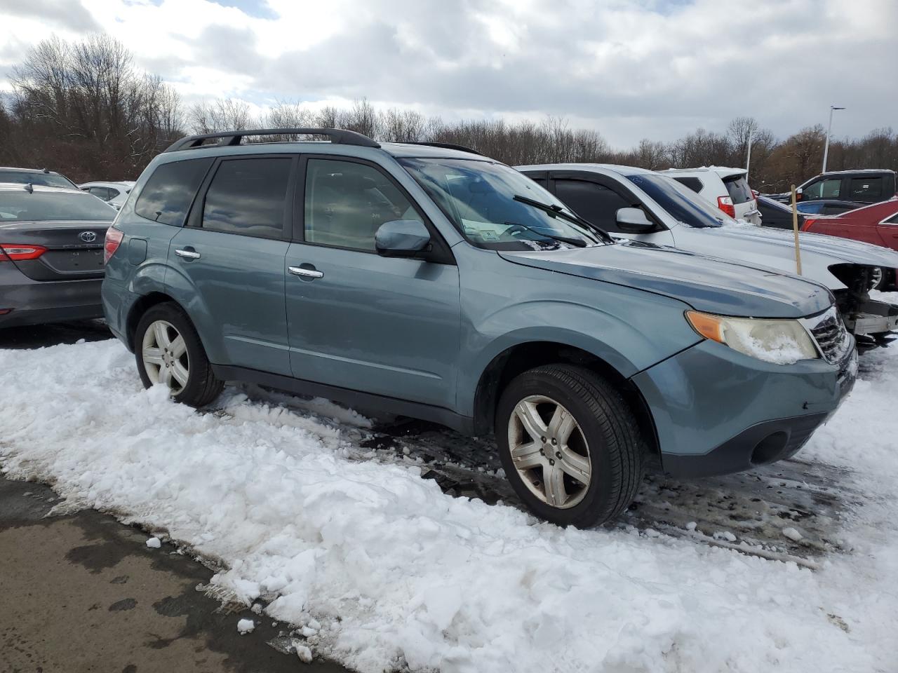2010 Subaru Forester - Image 4