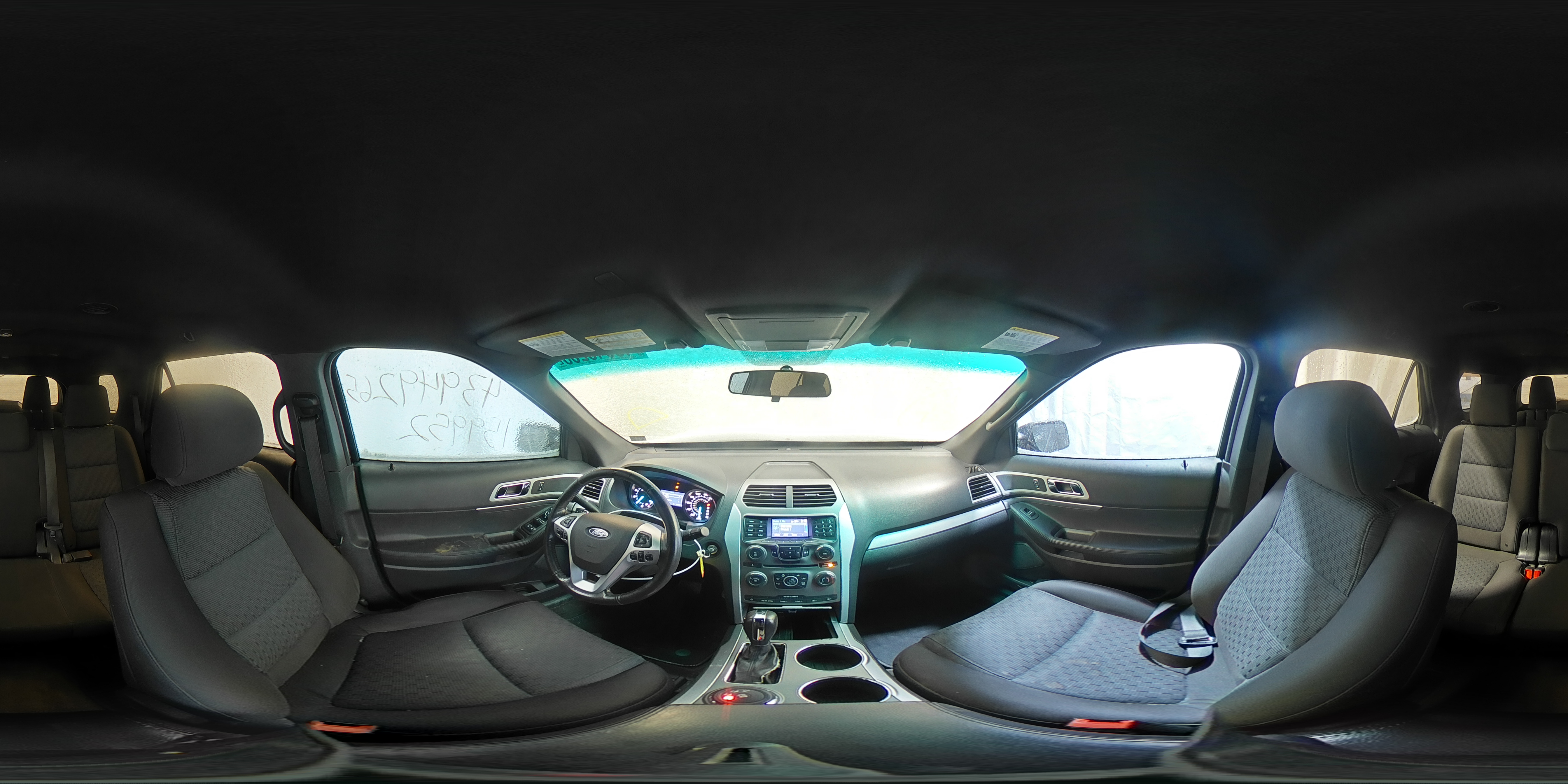 2013 Ford Explorer - Image 13