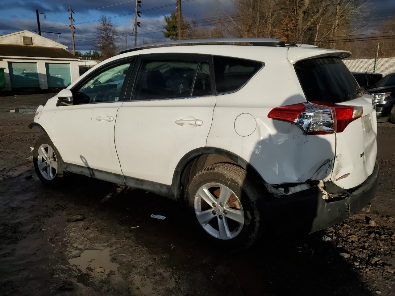 2014 Toyota RAV 4 - Image 2