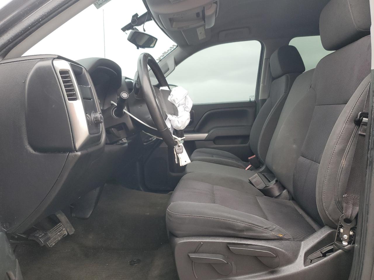 2015 Chevrolet Silverado - Image 7