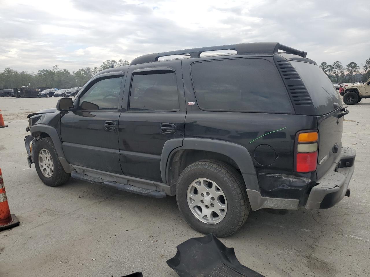 2006 Chevrolet Tahoe - Image 2