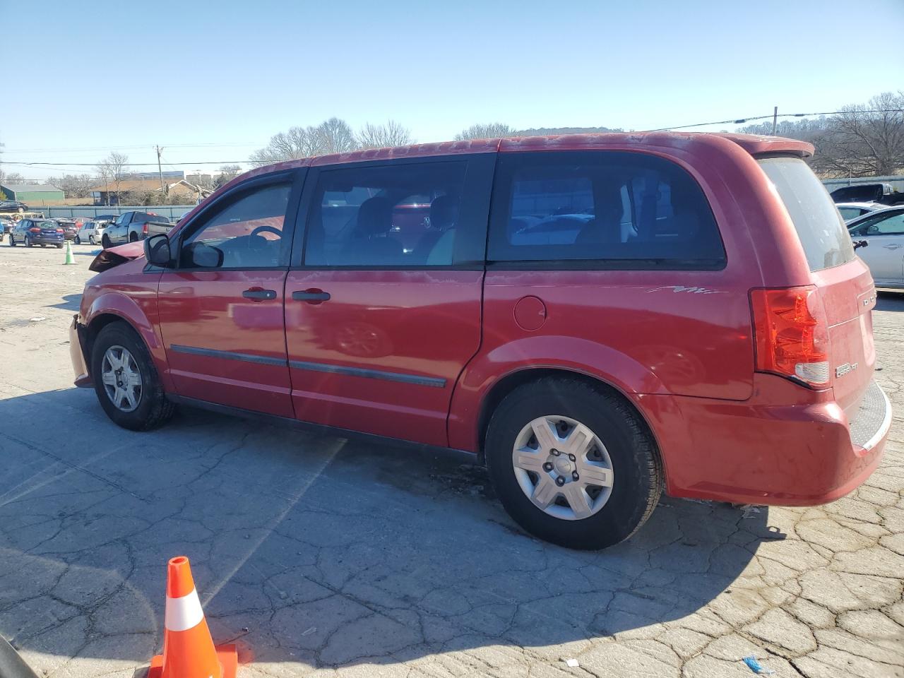2012 Dodge Caravan - Image 2