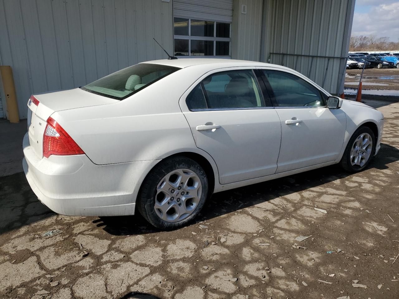 2011 Ford Fusion - Image 3