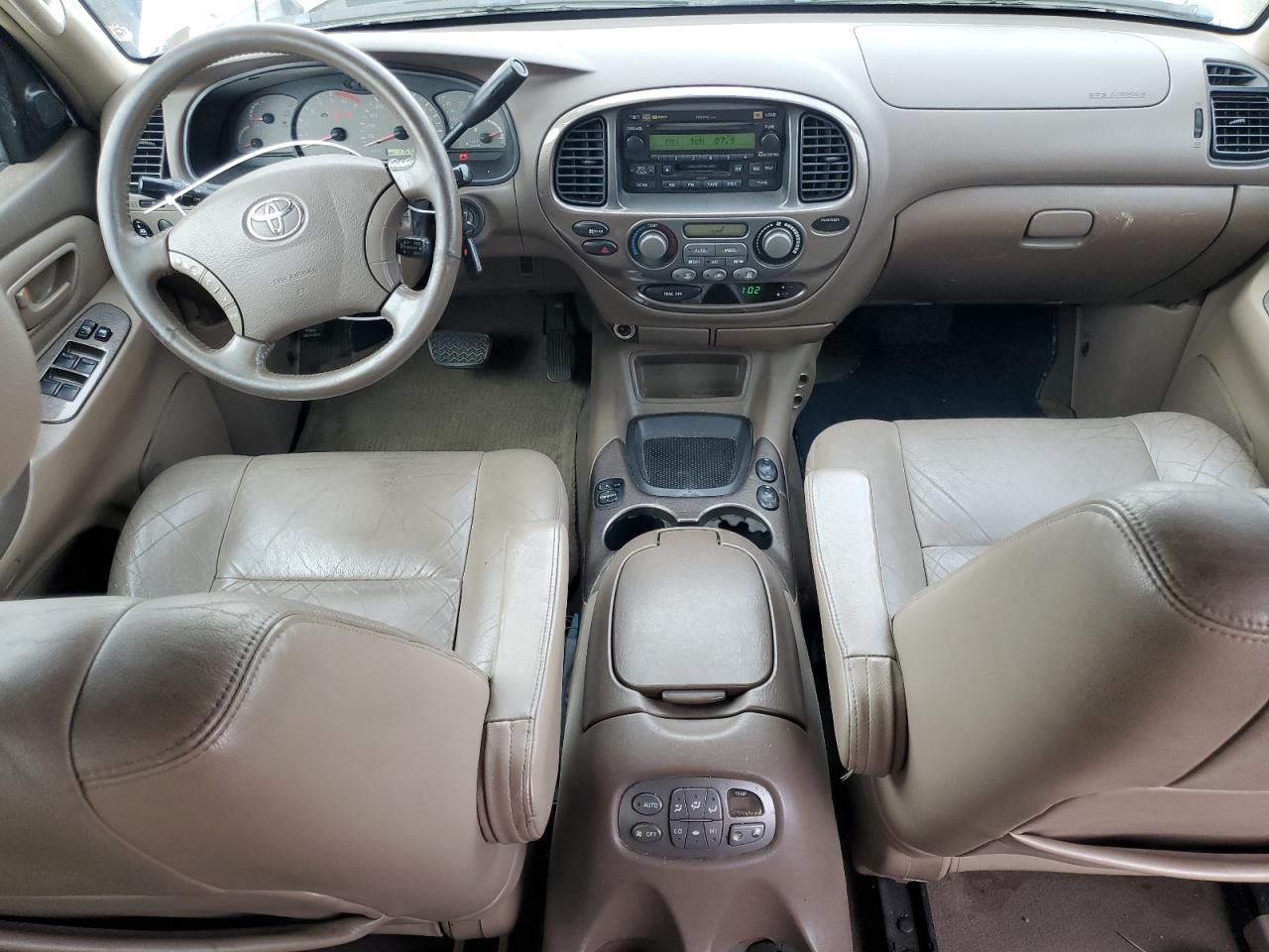 2004 Toyota Sequoia - Image 8