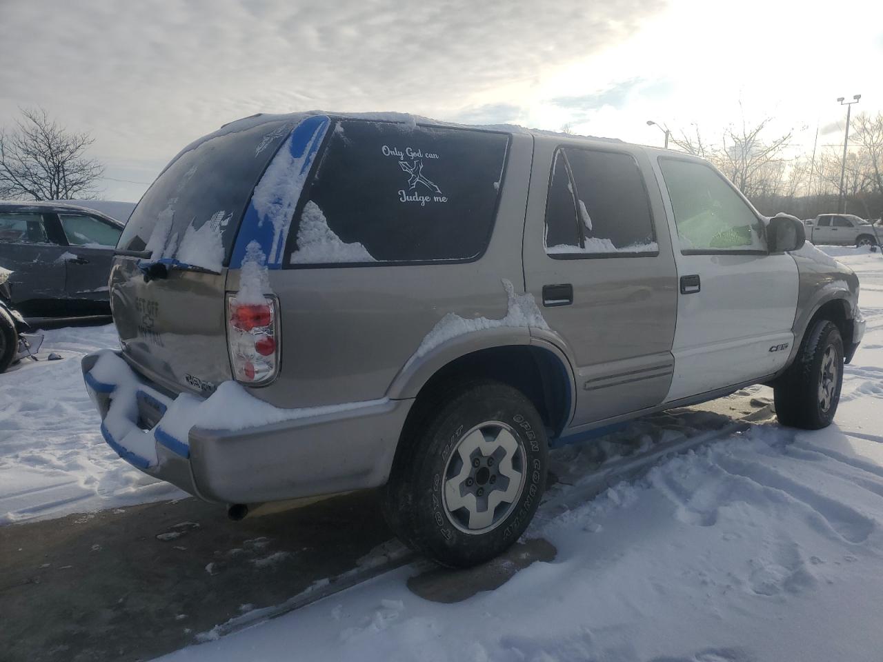 2003 Chevrolet Blazer - Image 3