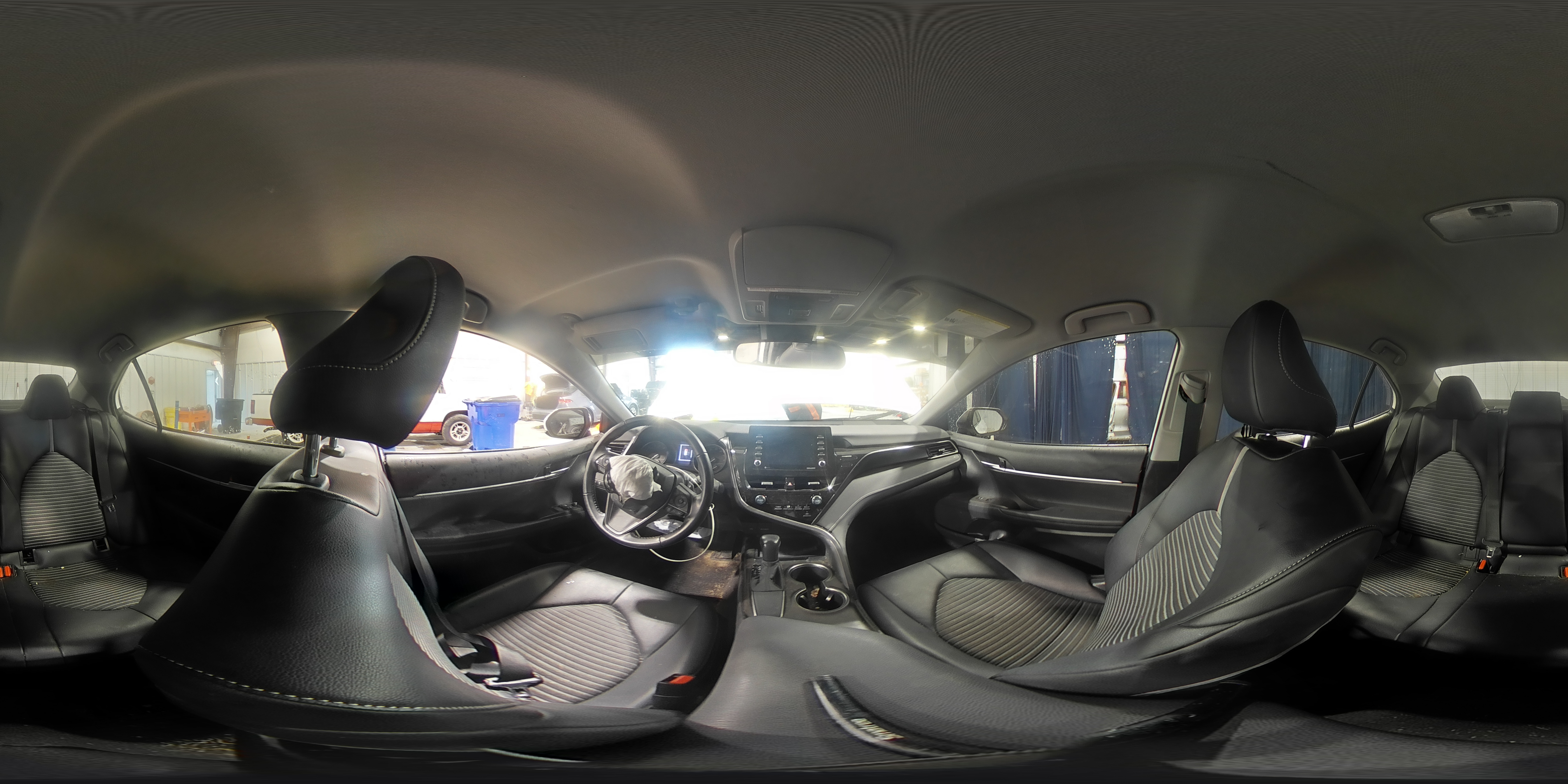2021 Toyota Camry - Image 12
