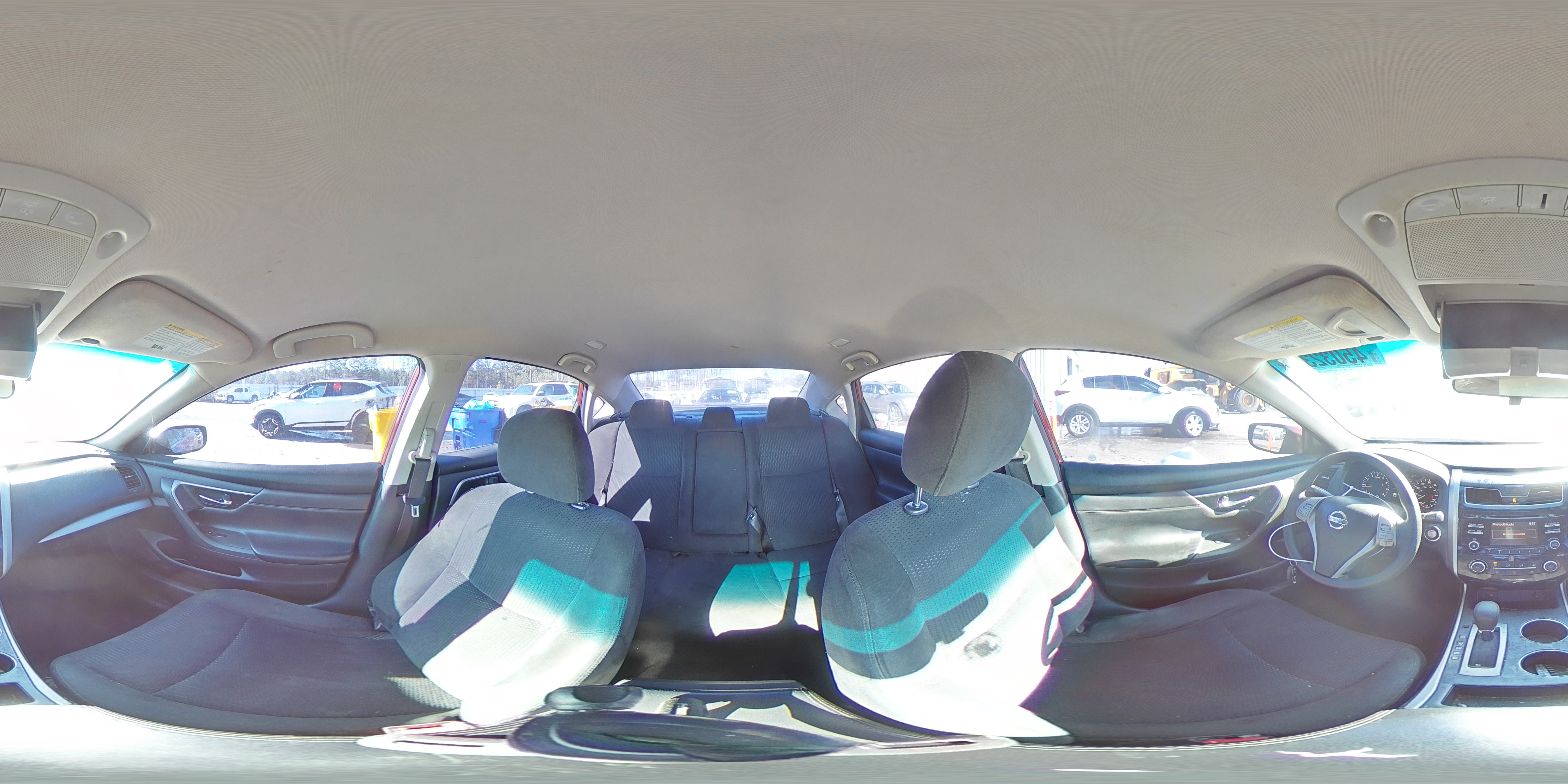 2015 Nissan Altima - Image 14