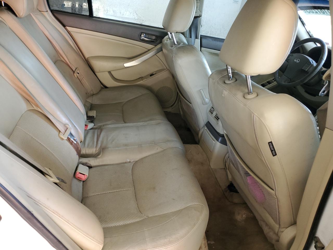 2005 Infiniti G - Image 10
