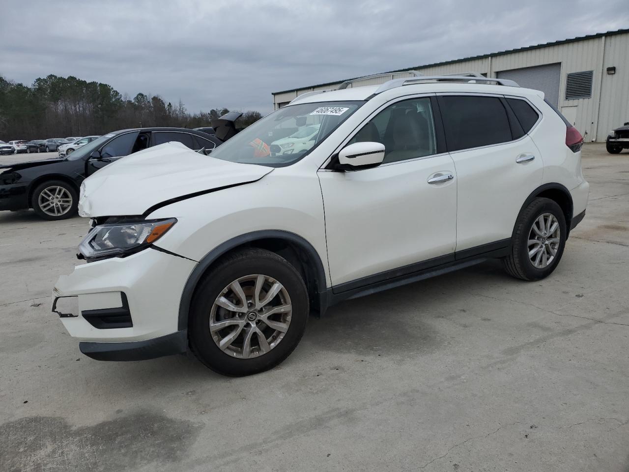 2020 Nissan Rogue - Image 1