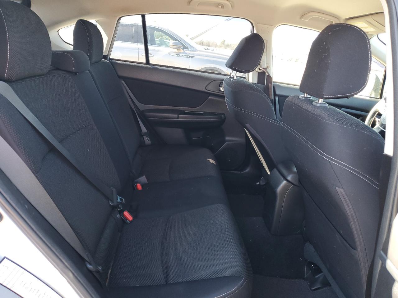 2014 Subaru XV - Image 10