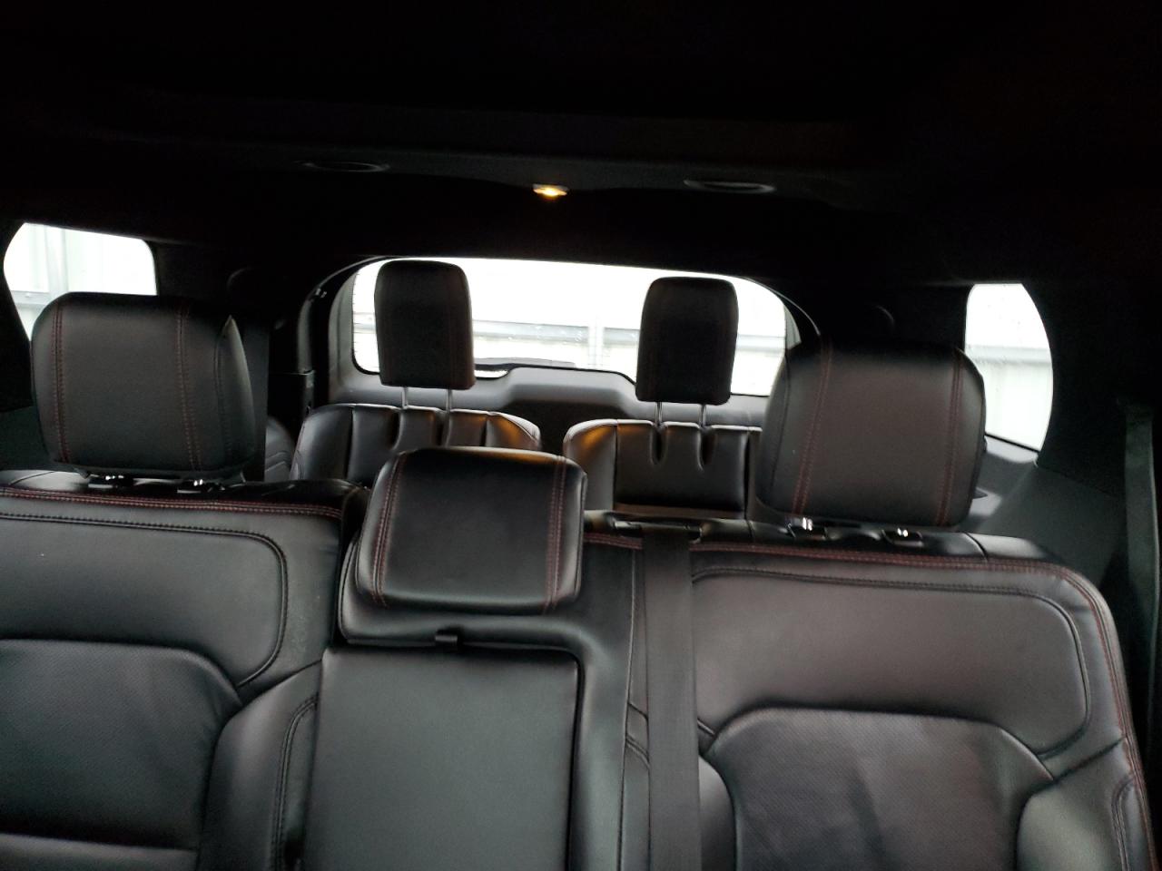 2017 Ford Explorer - Image 10