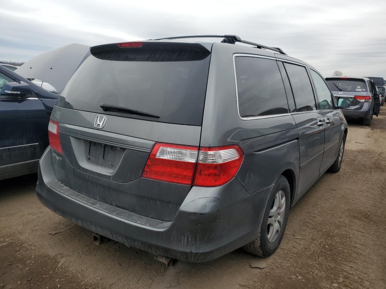 2007 Honda Odyssey - Image 3