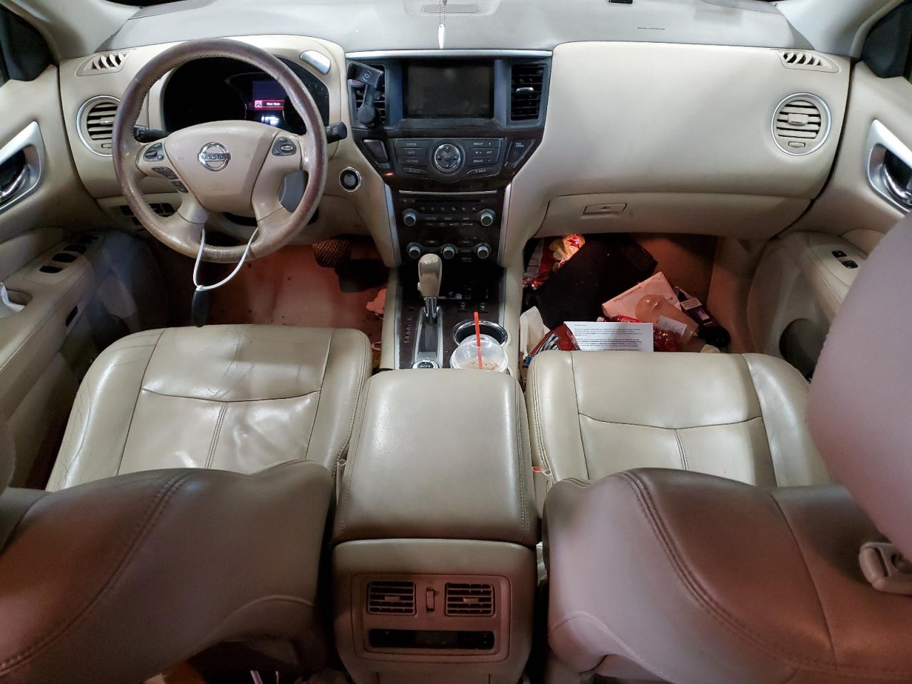 2013 Nissan Pathfinder - Image 8