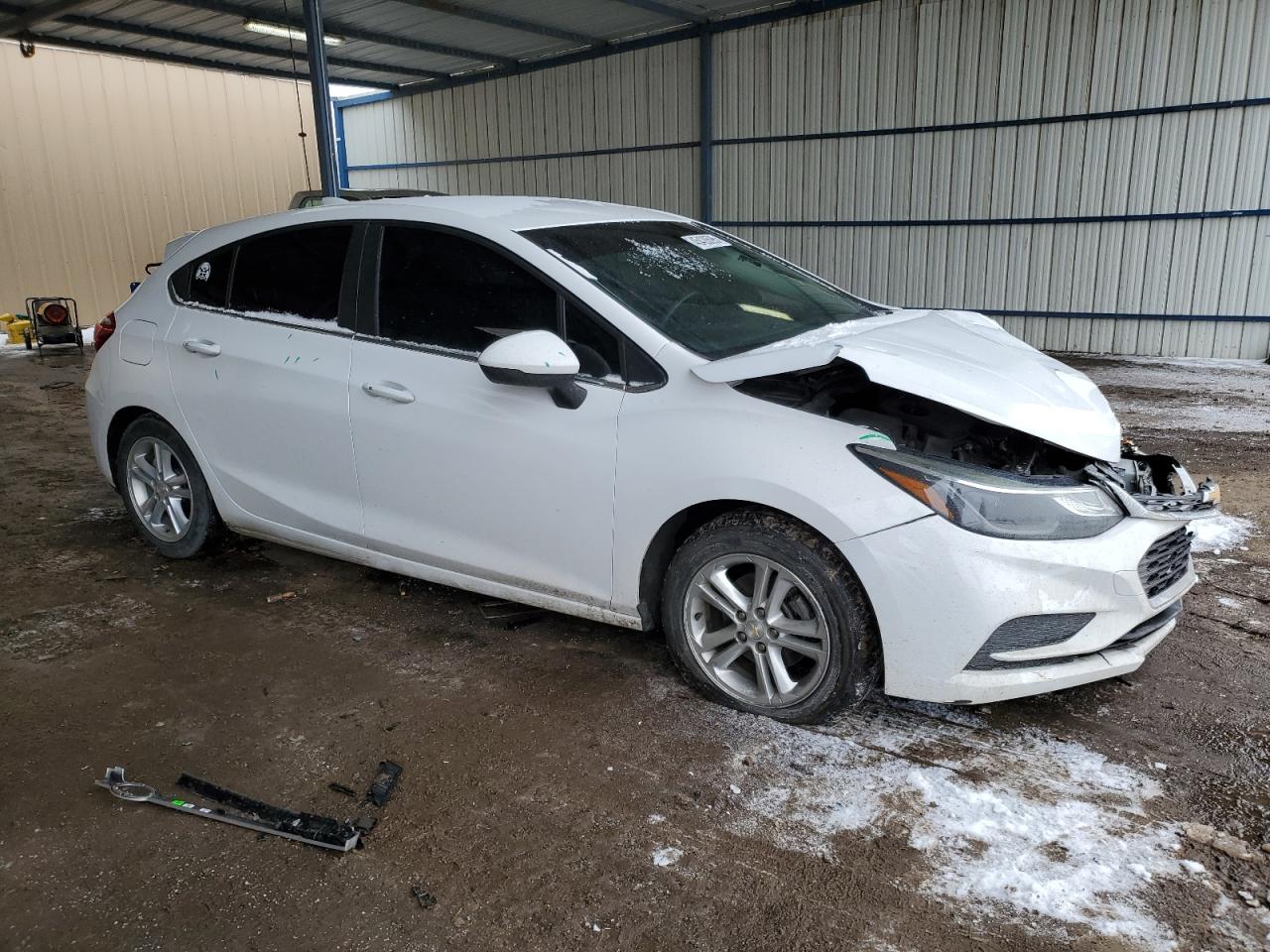 2017 Chevrolet Cruze - Image 4