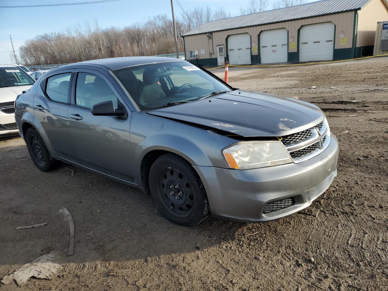 2012 Dodge Avenger - Image 4