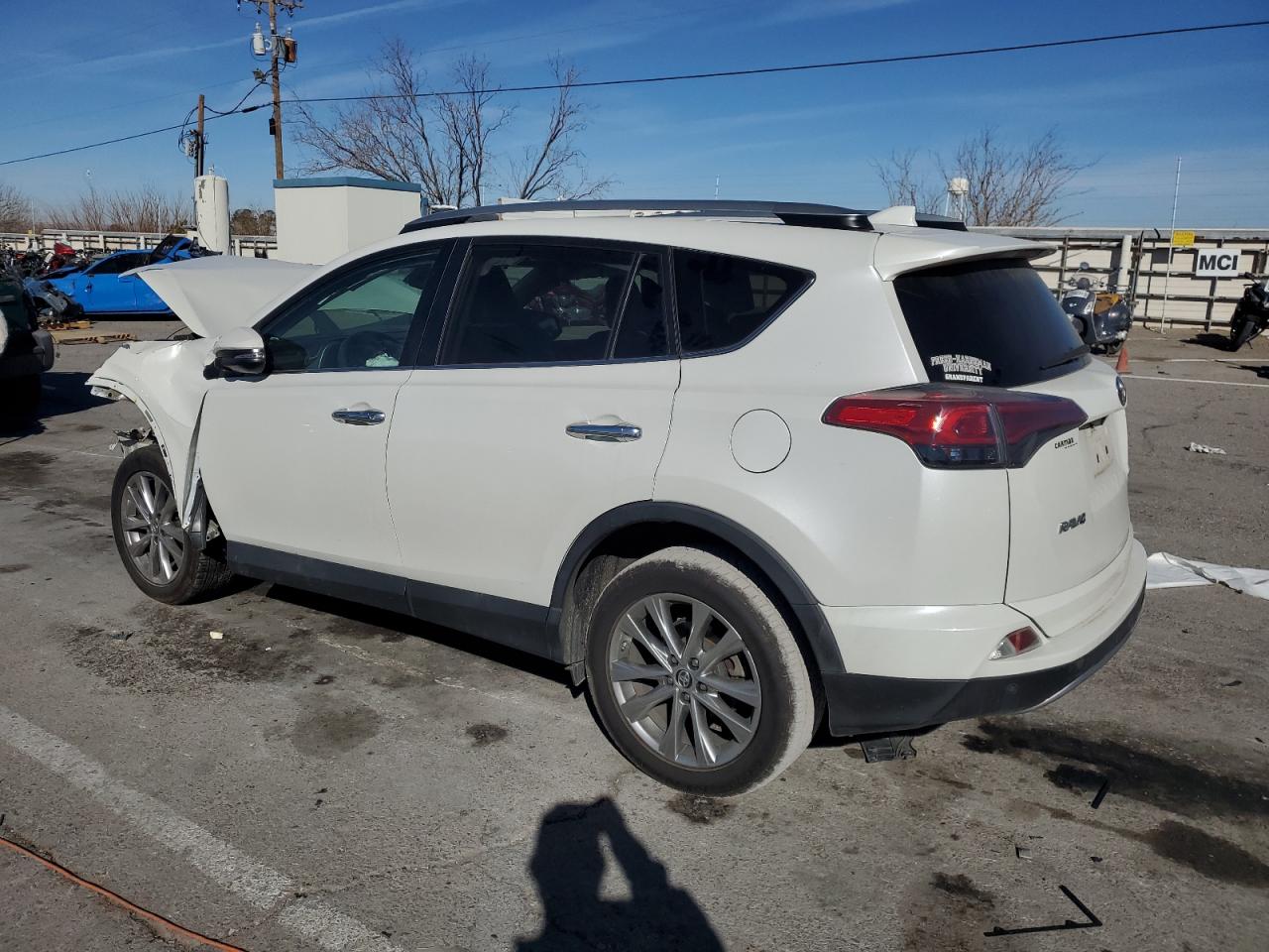 2017 Toyota RAV 4 - Image 2