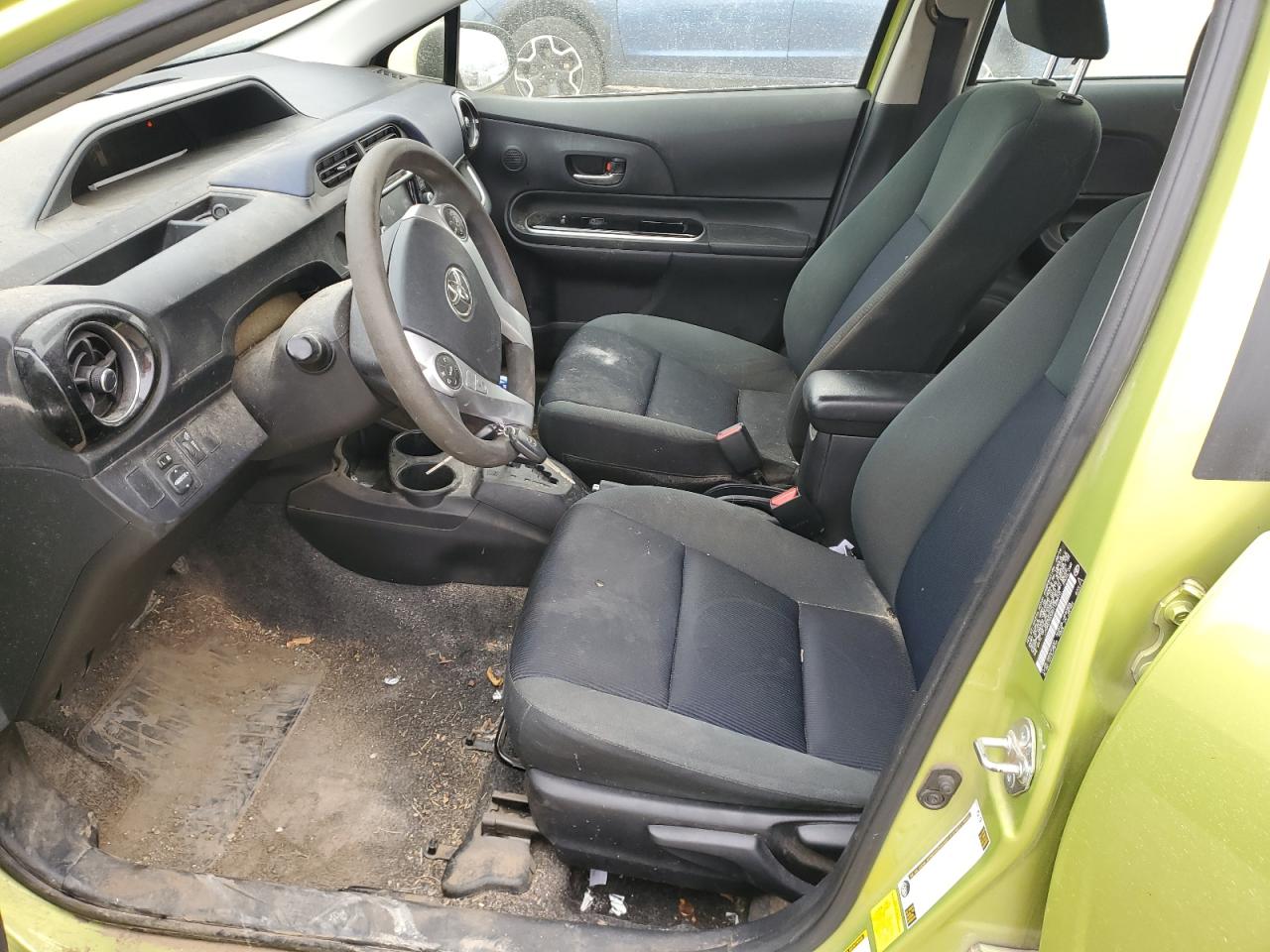 2016 Toyota Prius - Image 7