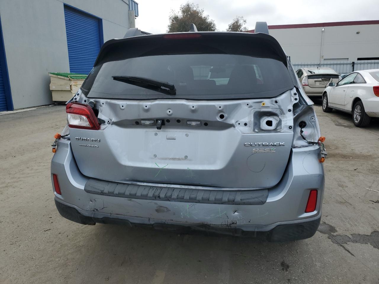 2017 Subaru Outback - Image 6