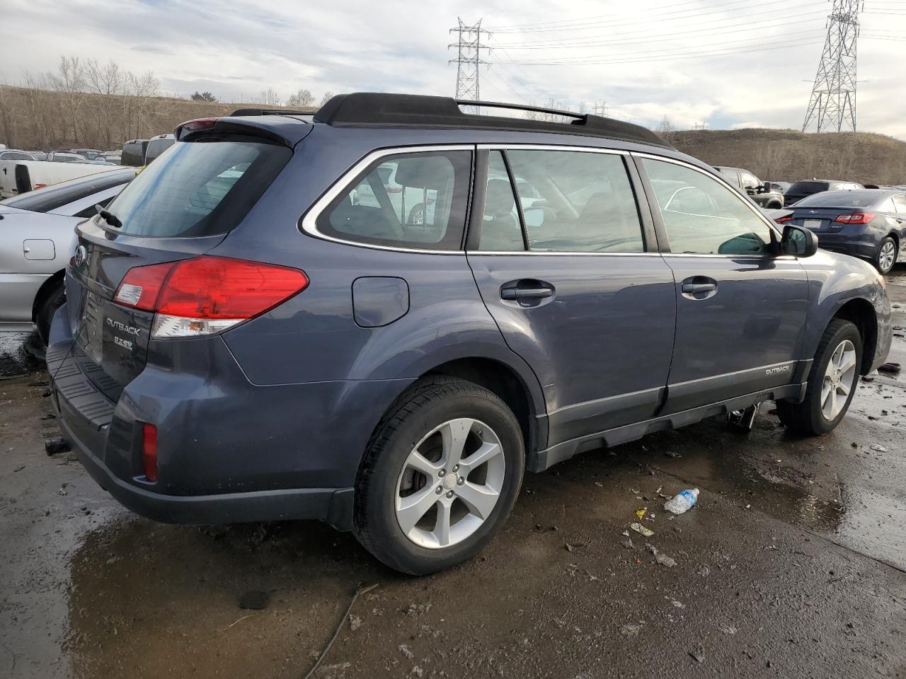 2014 Subaru Outback - Image 3