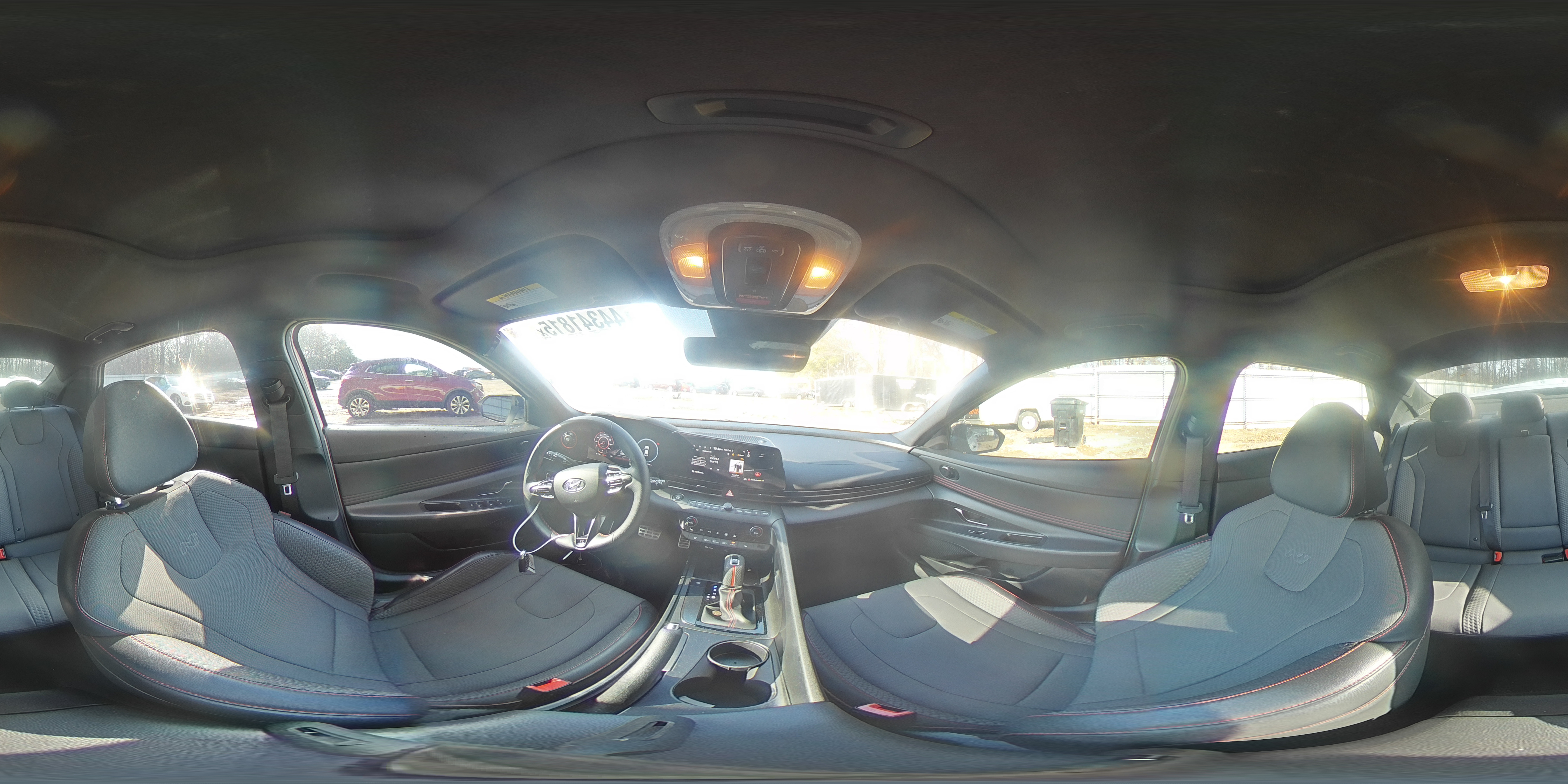 2023 Hyundai Elantra - Image 13