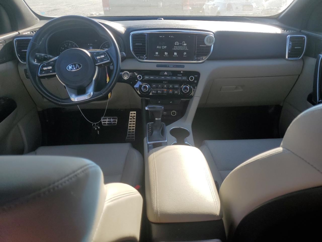 2022 Kia Sportage - Image 8