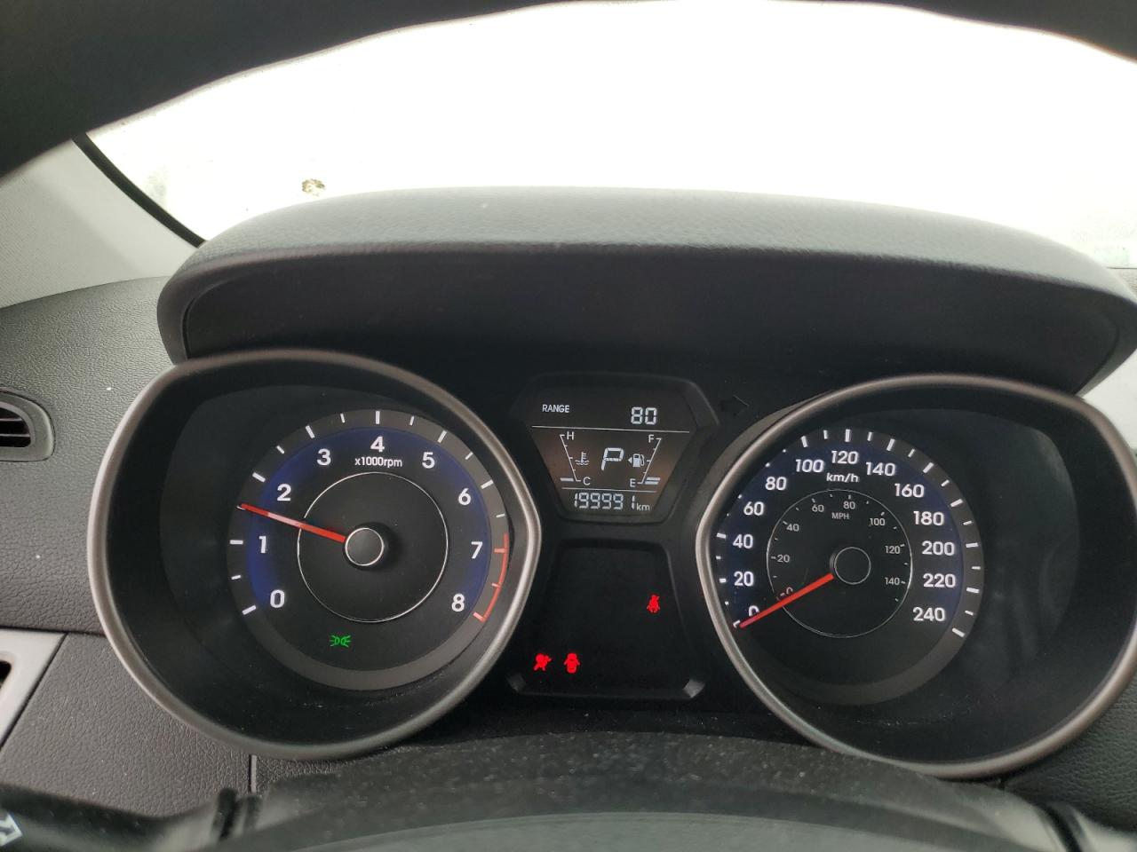 2015 Hyundai Elantra - Image 9