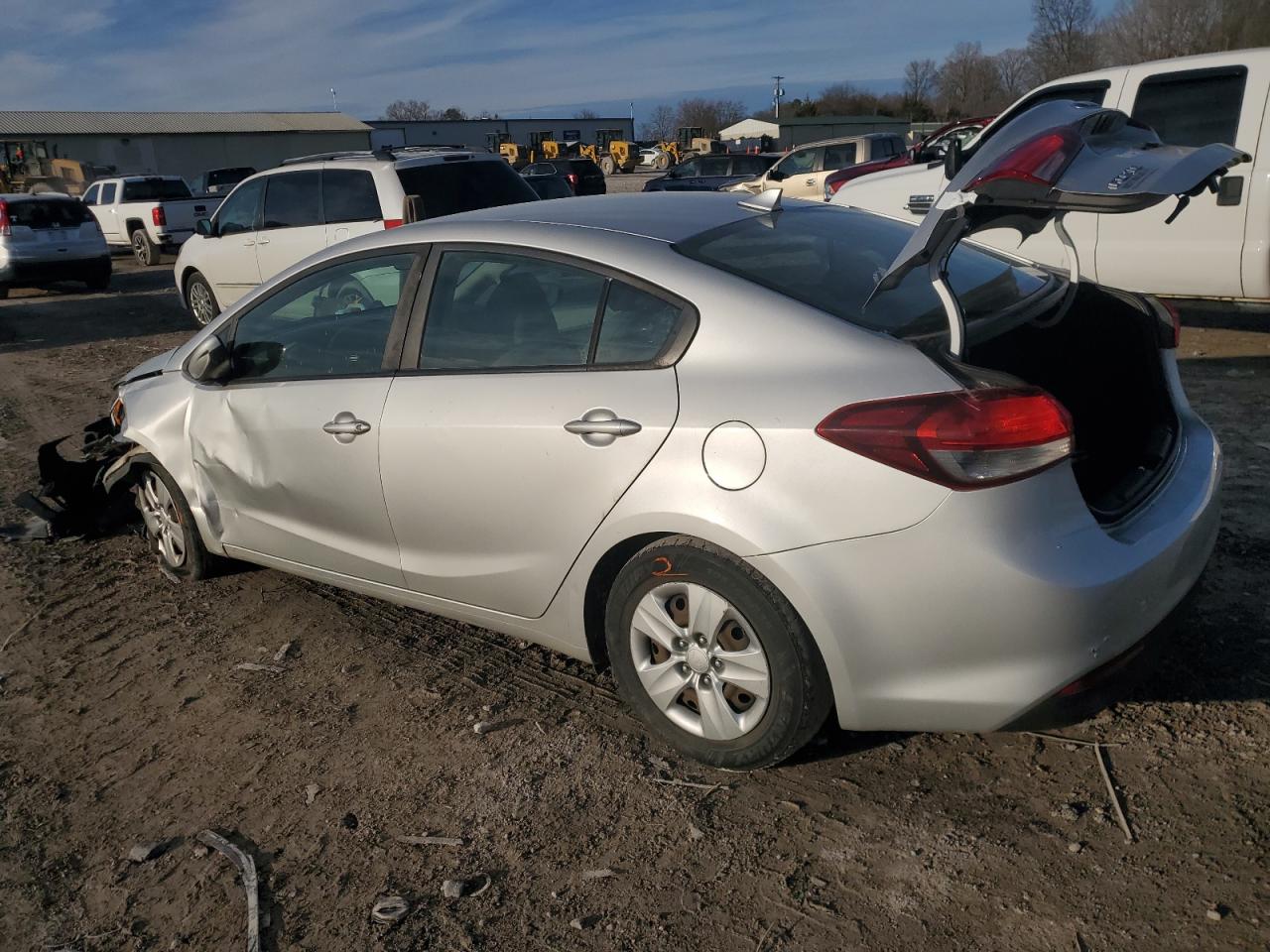 2017 Kia Forte - Image 2