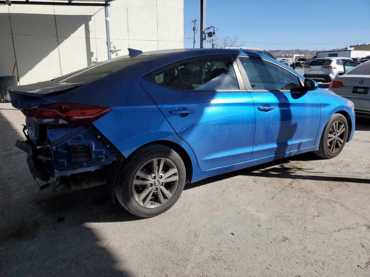 2018 Hyundai Elantra - Image 3