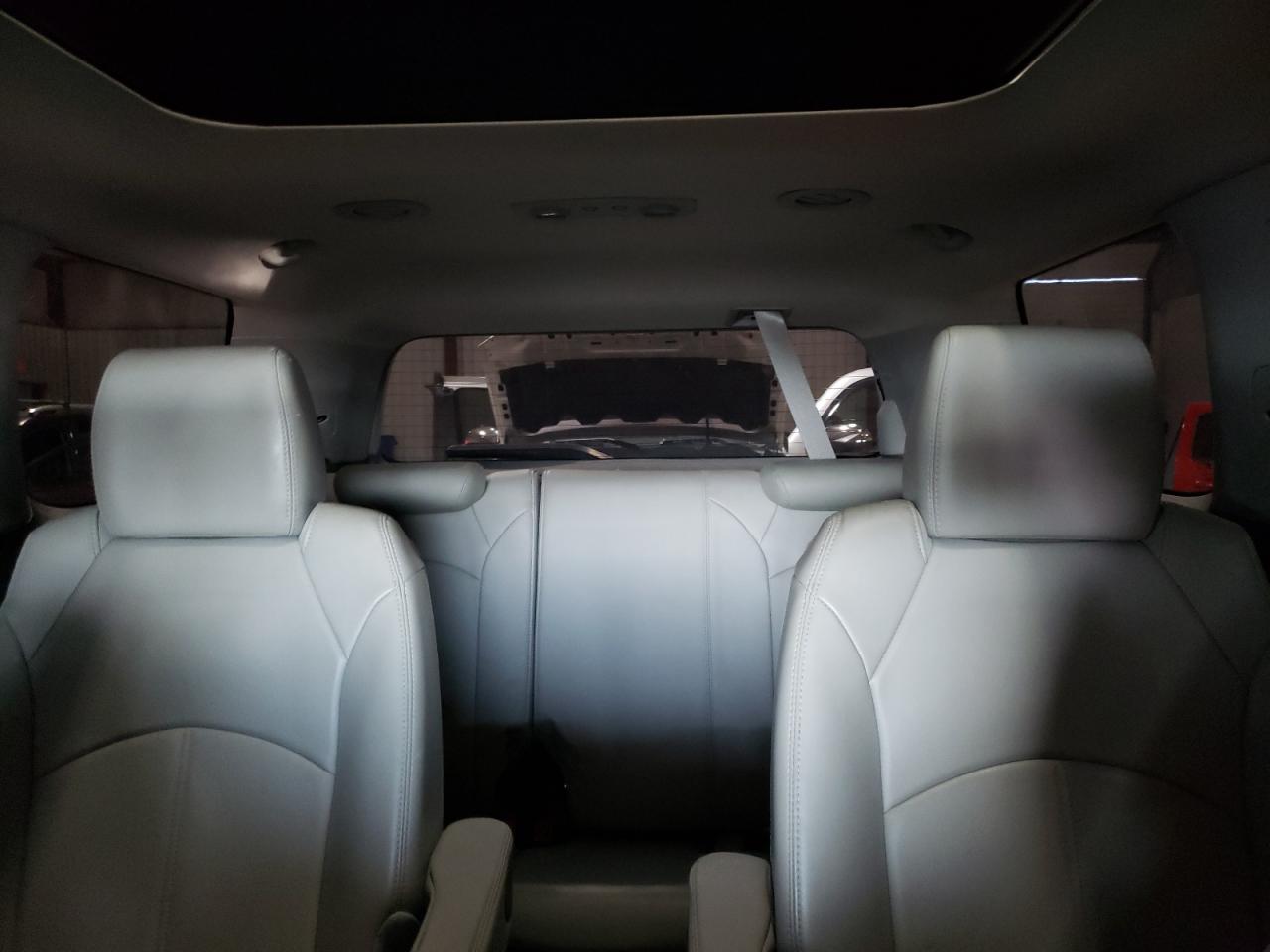 2013 GMC Acadia - Image 10