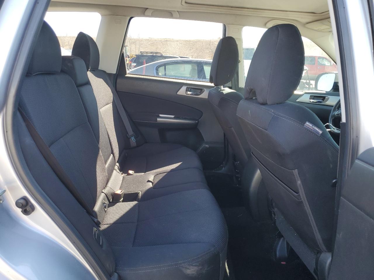 2013 Subaru Forester - Image 11