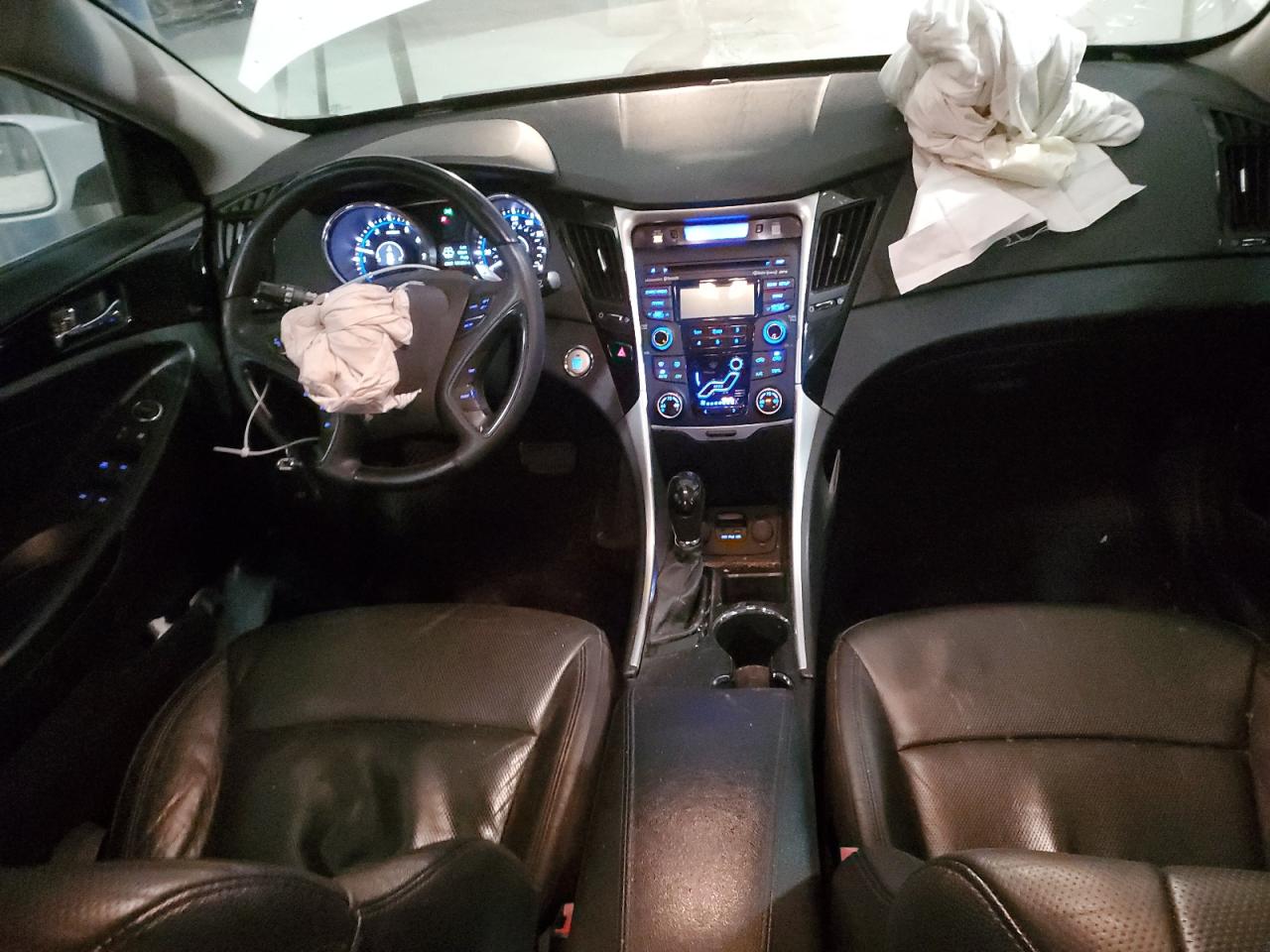 2013 Hyundai Sonata - Image 8