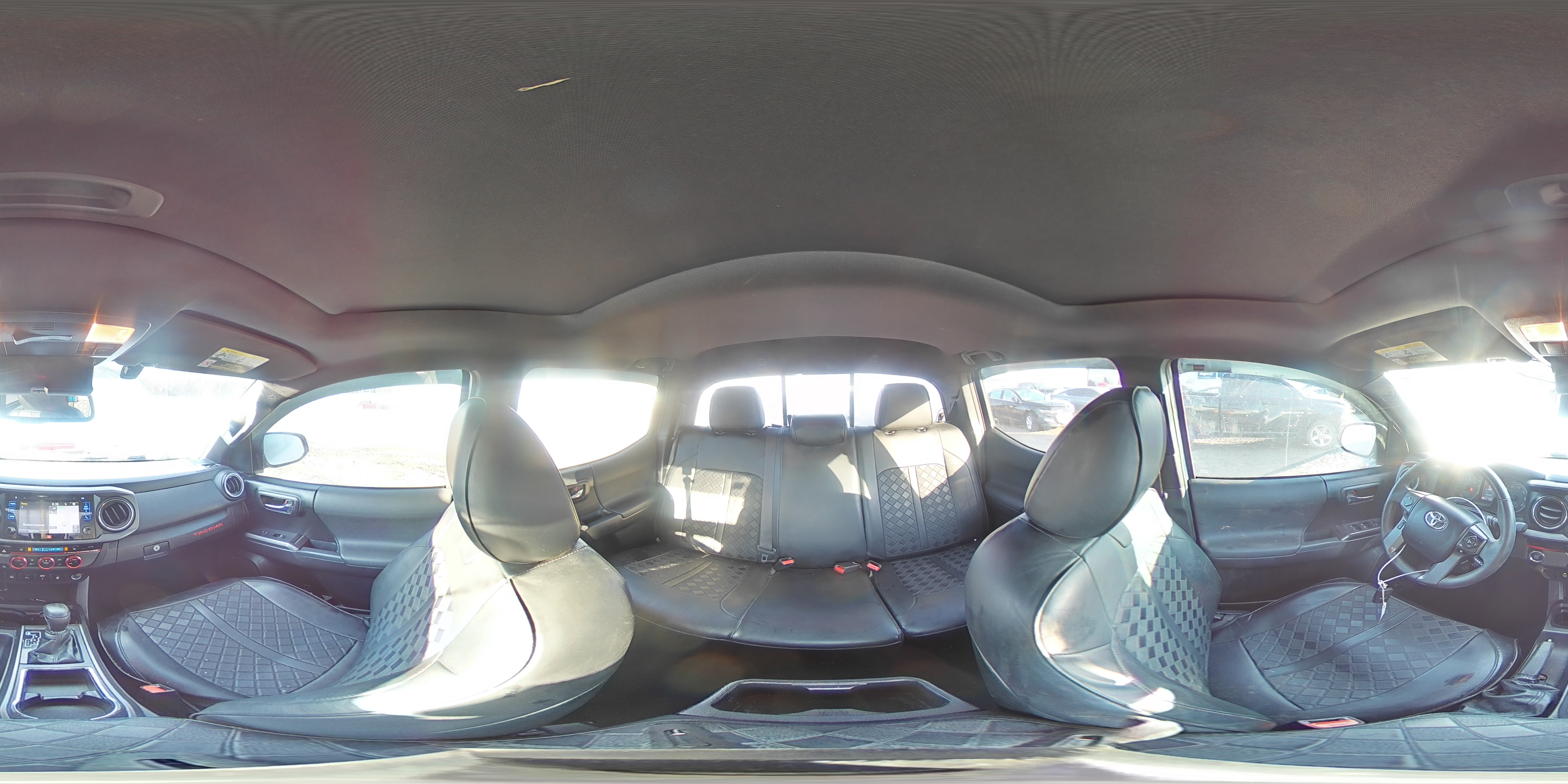 2017 Toyota Tacoma - Image 14